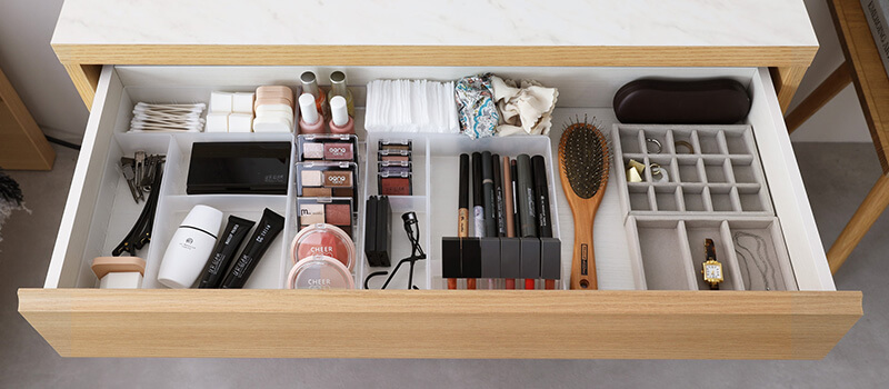 朝の身支度はドレッサーでばっちり