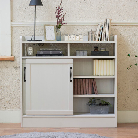 リビングスペースを広くするなら薄型キャビネットがおすすめ