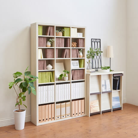 見せる収納でおしゃれなリビングに