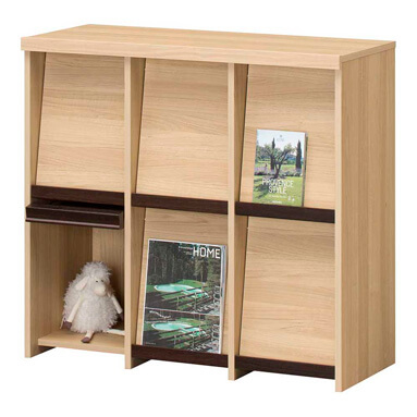 見せる収納でおしゃれなリビングに