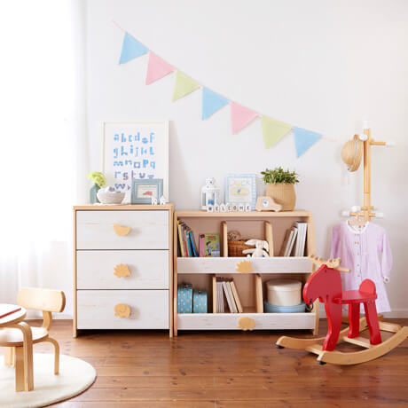 北欧テイストのキッズチェスト