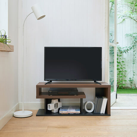高級感のあるシンプルモダンテイストのテレビ台