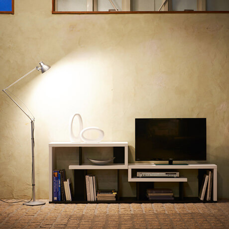 高級感のあるシンプルモダンテイストのテレビ台