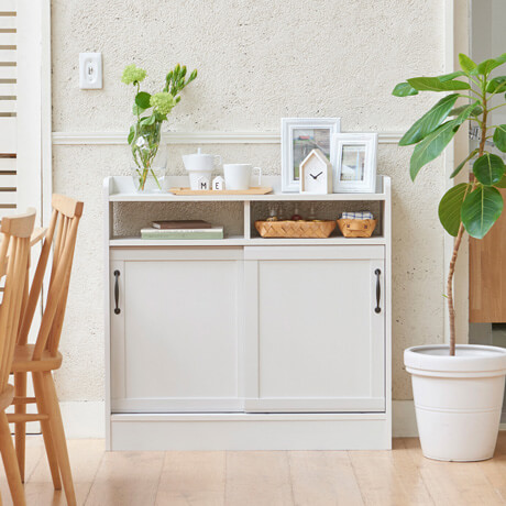 使いたいものがすぐに取り出せる薄型収納