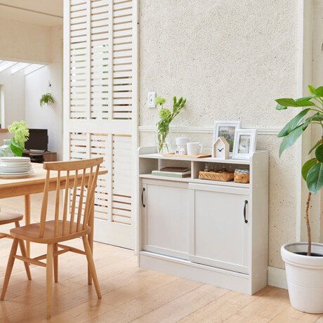 使いたいものがすぐに取り出せる薄型収納