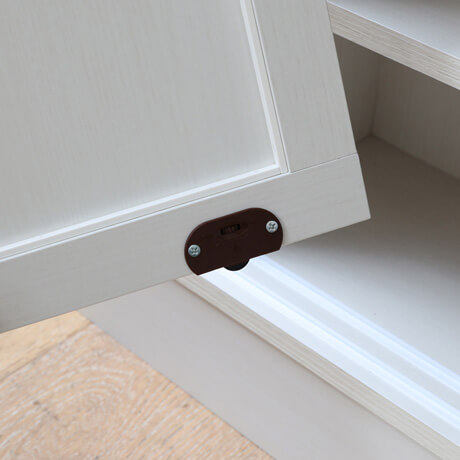 使いたいものがすぐに取り出せる薄型収納