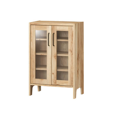 ビンテージテイストのガラスキャビネットで見せるキッチン収納