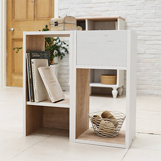 雑誌・A4等が縦に収納できます