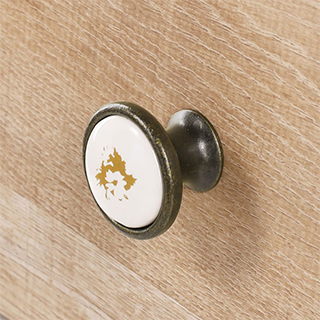 アンティーク風の取っ手