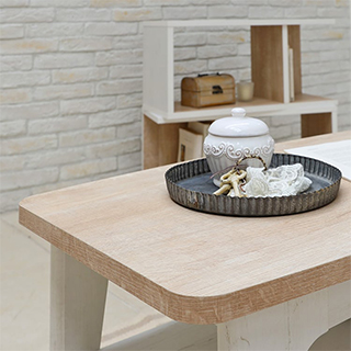 少し丸みを帯びた優しいかたち