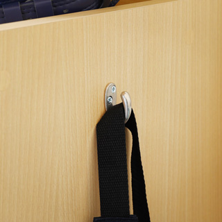 取りつける場所を選べるフック