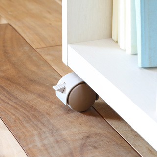 掃除や移動がしやすいキャスター付き