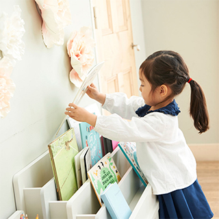 表紙が見える収納