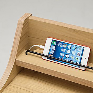 タブレットにも対応したワークデスク