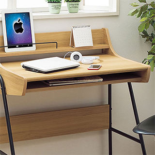 天板下のオープン収納