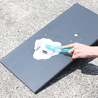 樹脂製だから水洗いOK