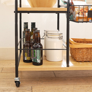 ボトルの横倒れを防ぐバー付き