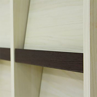 アクセントカラーが際立つおしゃれな木製取っ手