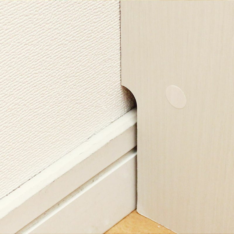 [巾木よけ]巾木よけカットが施されているので、壁にぴったり設置出来ます。