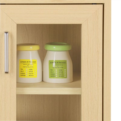 収納物が見やすいガラス扉