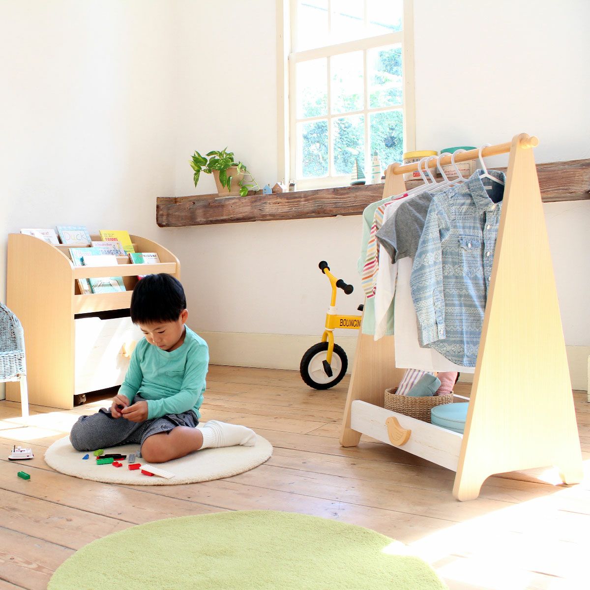 ハンガーラック キッズ 幅64cm 高さ84cm ナチュラルブラウン ホワイト