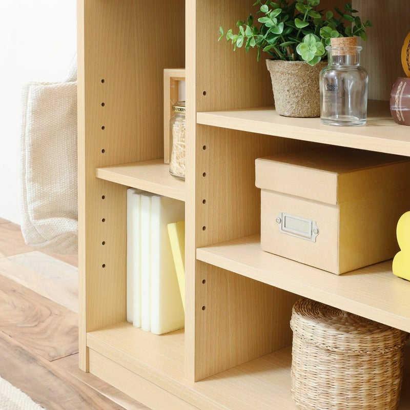 [高さを変えられる移動棚]下部スペースの2枚の棚板は3cm間隔で高さを調節できる可動式。収納したい物に合わせて自分で棚の高さを決めることができます。