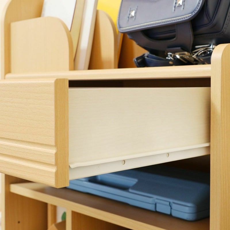 [子供でも開けやすい引き出し]金属製のスライドレールを使った引き出しは、スムーズな開閉。子供でも楽に開け閉めできます。