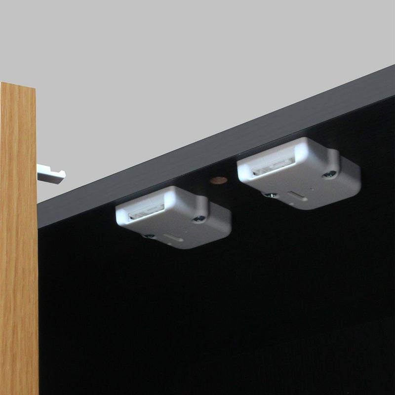 [安全機能、耐震ラッチ]地震などの振動で扉が開くことを防いでくれる、安全機能です。