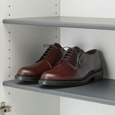 革靴が入る奥行