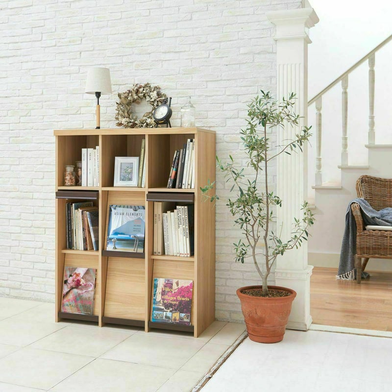 [見せる＆隠す収納]オープン棚は飾り棚、フラップ扉には本や雑誌をディスプレイ、扉内には隠す収納と使い分けができます。