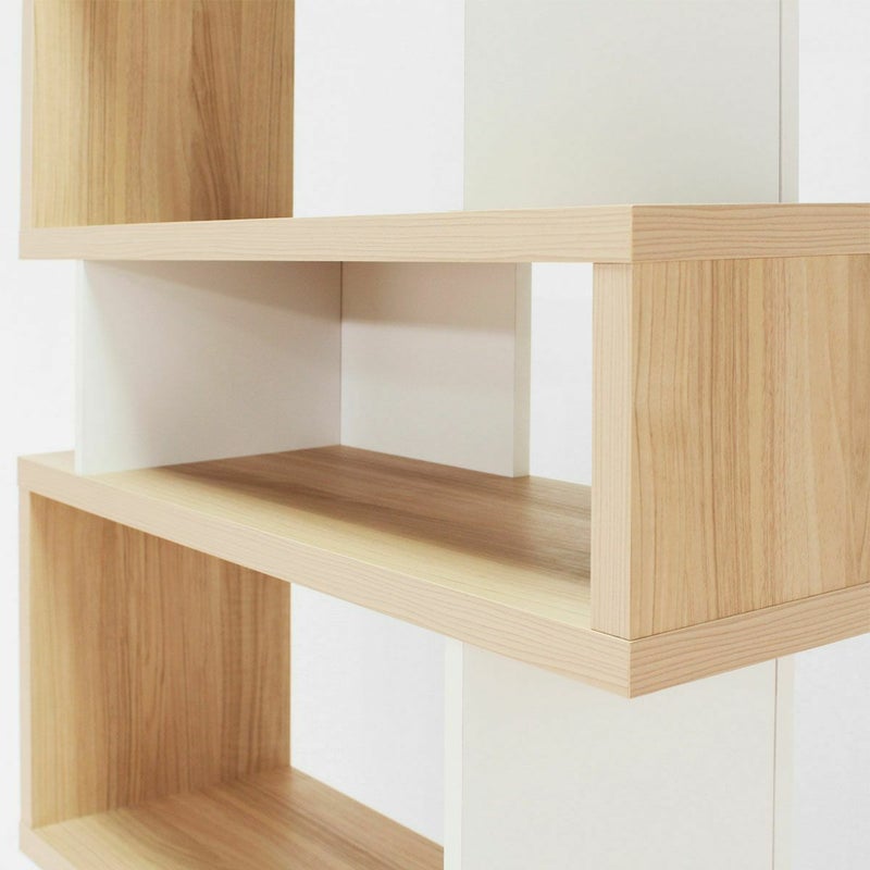 [ジグザグのデザイン]Ｓ字型を描くジグザグのデザイン。おしゃれさを際立たせます。