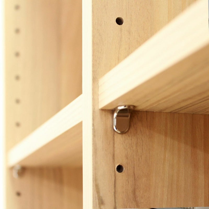 [移動棚]3cm間隔で高さを調節できる移動棚。収納物のサイズに合わせた高さにする事ができます。