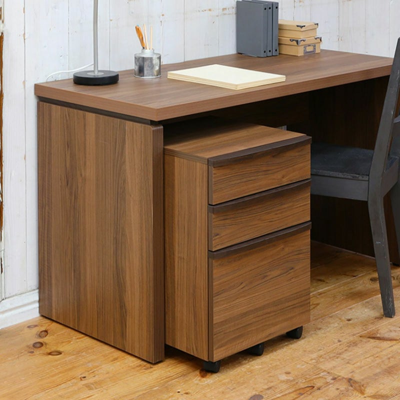 [デスク下にぴったり]同シリーズの浅型デスクと深型デスクどちらにでもぴったり収まるサイズです。※画像はSEP-7512DESKFDKとSEP-6040WDK