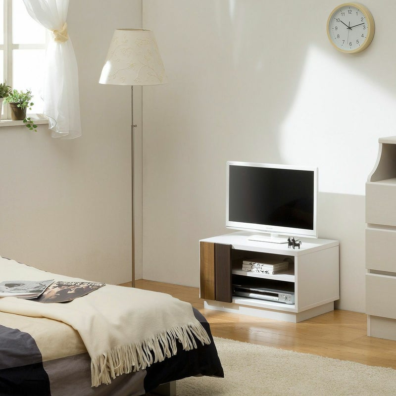 [小さなテレビにちょうど良い大きさ]24型テレビ対応でプライベートルームにぴったりサイズです。