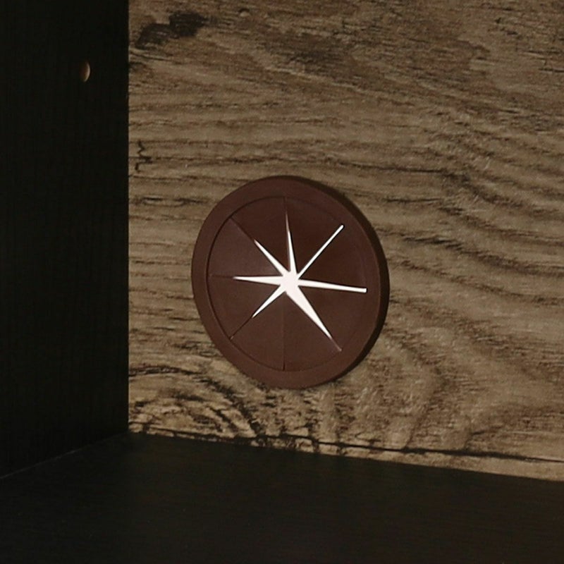 [AV機器用配線穴]背板には配線用の穴加工を施しました。配線を傷つけにくいゴムコーダー付です。