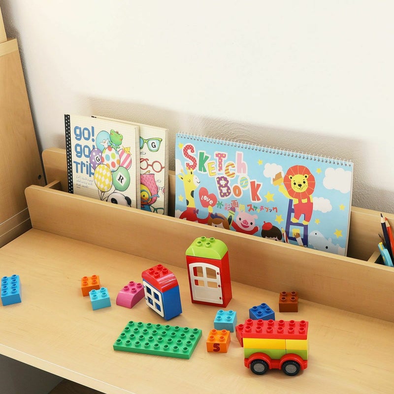 [スケッチブック、タブレット収納]1列のラック付。ラックにはスケッチブックや絵本、タブレット等を収納できます。