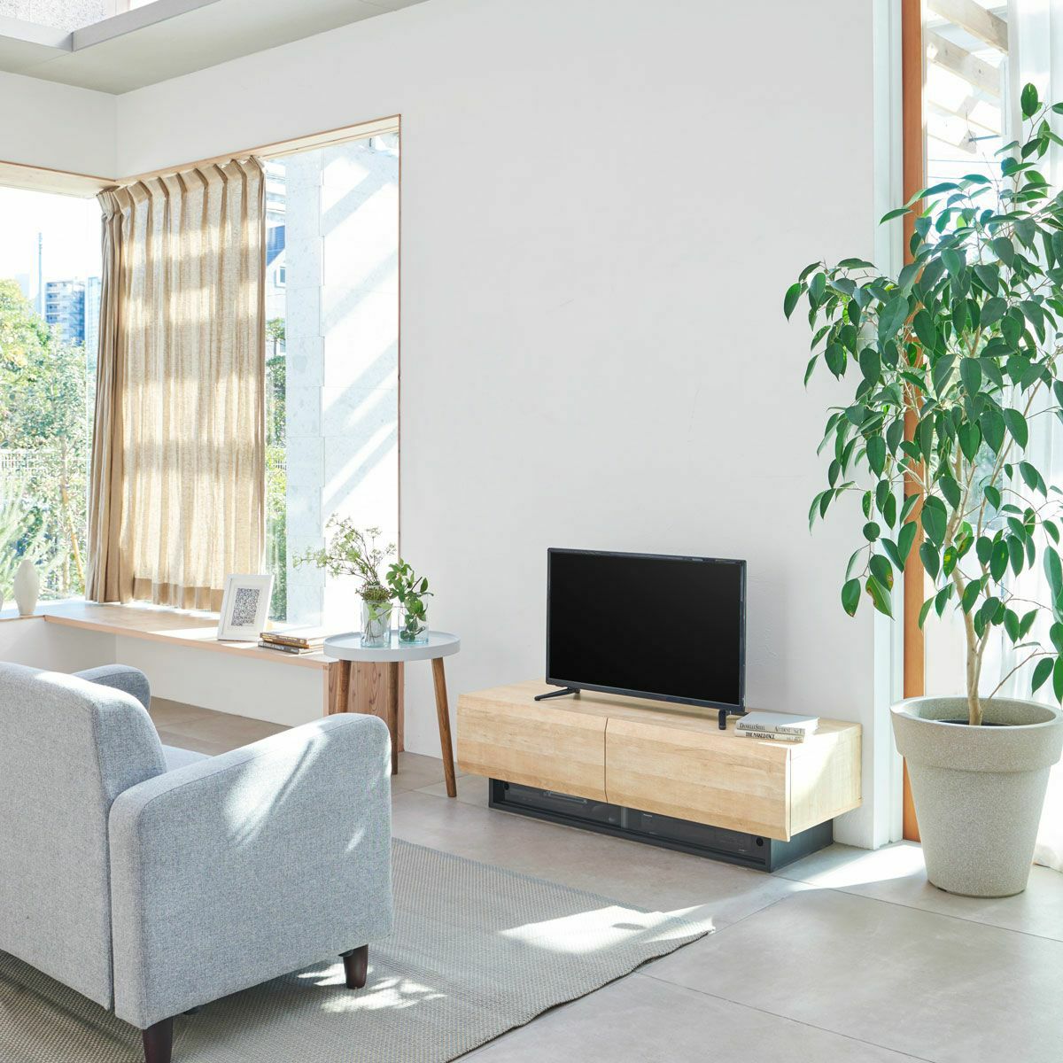テレビ台　ログーノ  幅120 美品 テレビ台 幅120cm 高さ36cm ナチュラルブラウン 50V型対応 木質感の