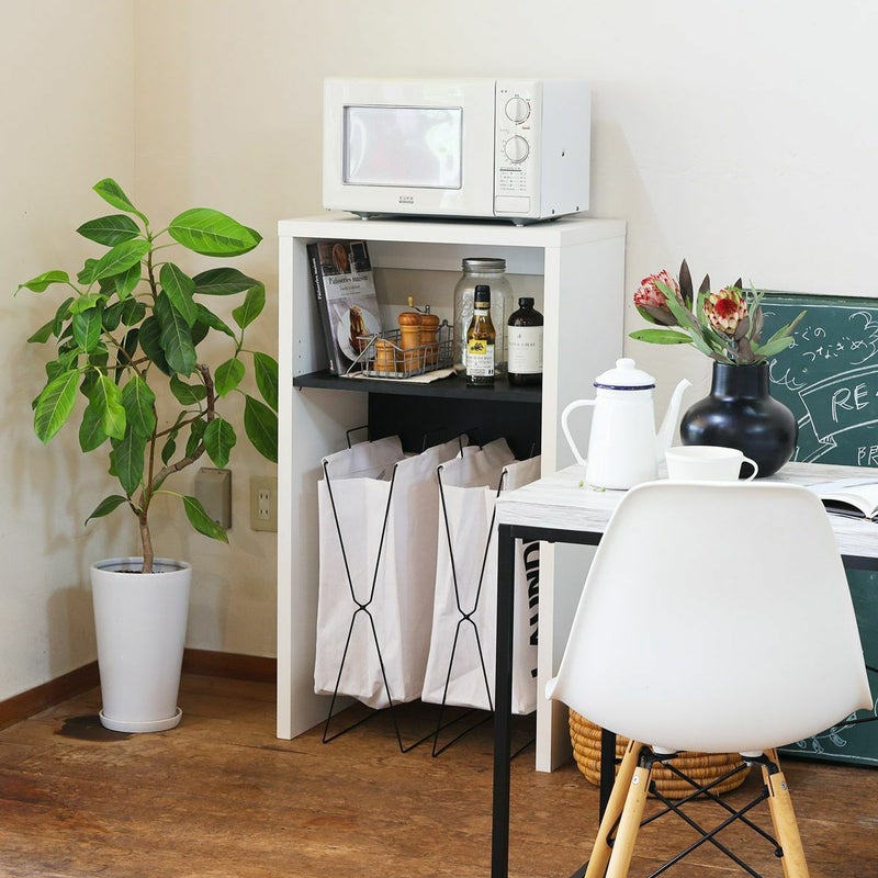 [モノトーンの配色]ブラック＆ホワイトのオシャレなカラー。リッチで都会的な印象を与えます。