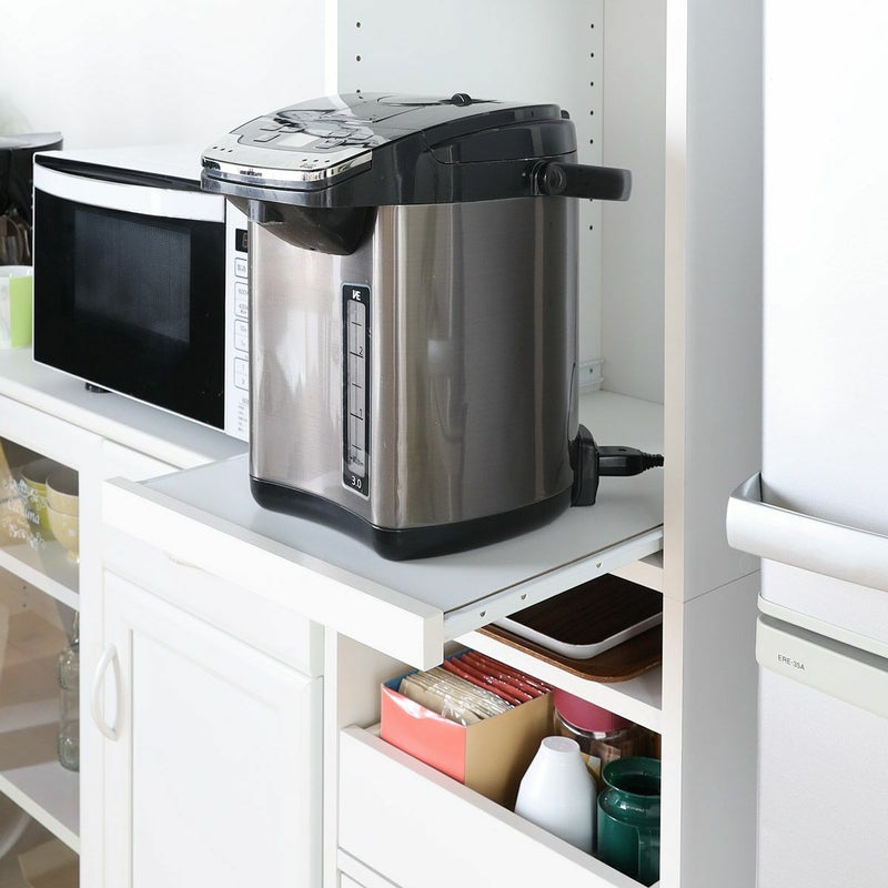 [スライド棚]炊飯器や電気ポットを乗せて簡単に引き出せるスライド棚です。