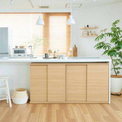 カウンター下にぴったり収まる