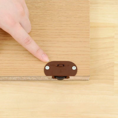 ローラー付き引き戸