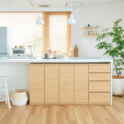 カウンター下にぴったり収まる