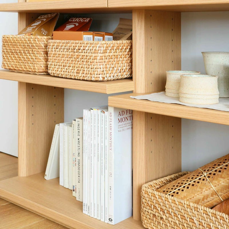 [全ての棚の高さ調節可能]2枚ある全ての棚板は3cm間隔で高さを調節できる移動棚。収納したい物に合わせて棚の高さを決めることができます。※画像はPTS-8590RNA