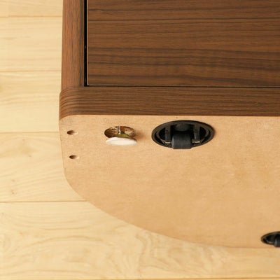 移動させやすい隠しキャスター