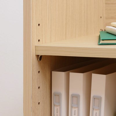 高さを調節できる移動棚