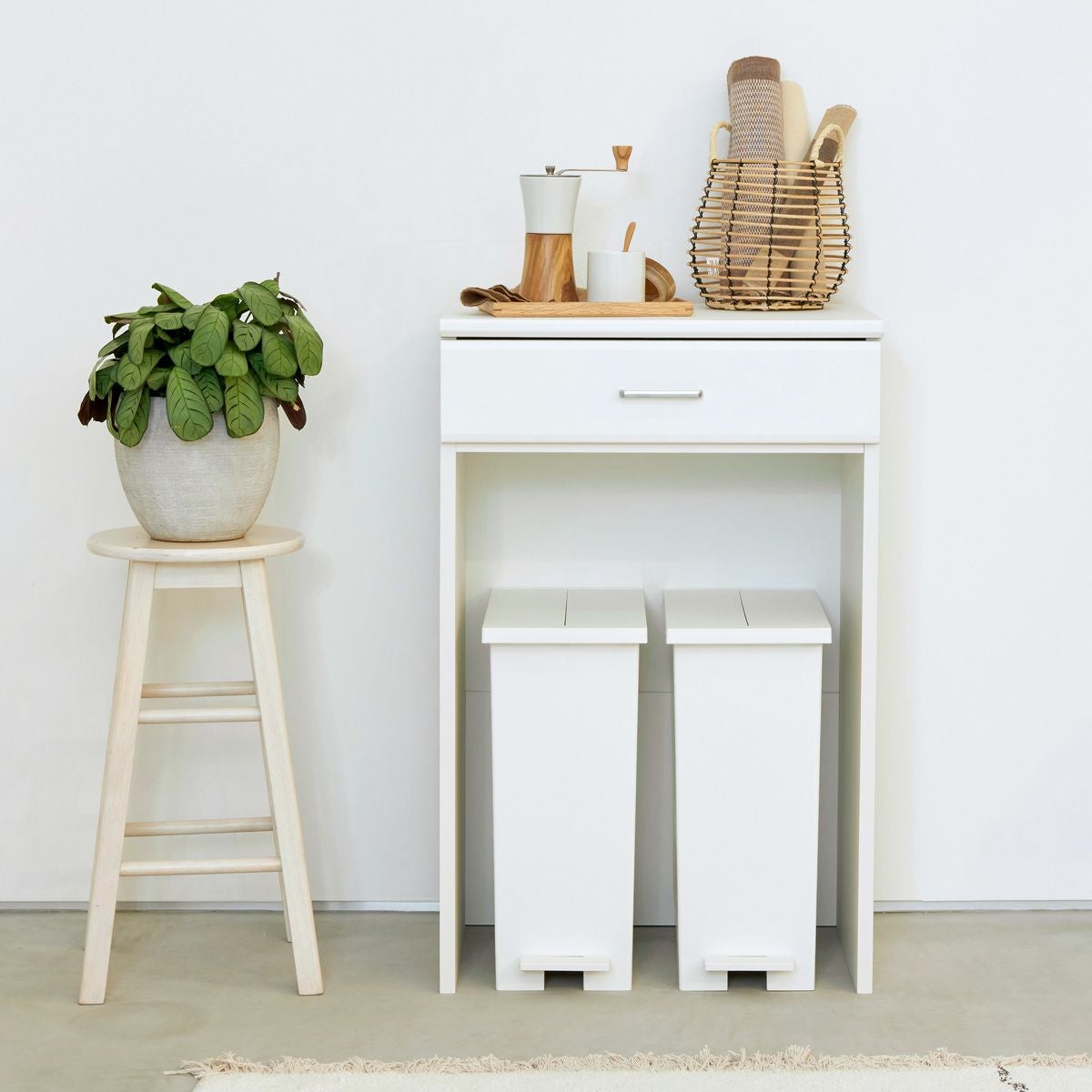 ゴミ箱上ラック（キッチン収納） | 家具インテリア通販のSHIRAI STORE