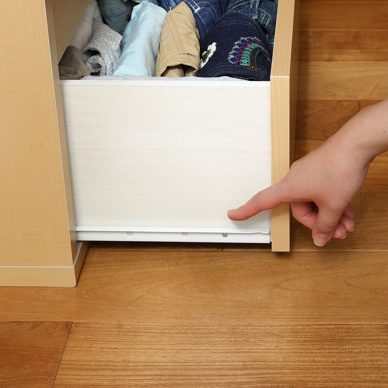 [開閉が滑らかな引き出し]開閉が滑らかな金属レールの引き出し。耐久性にも優れています。