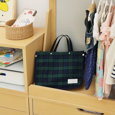 カバンなどの収納