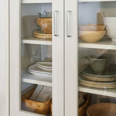 収納物が見やすいガラス扉