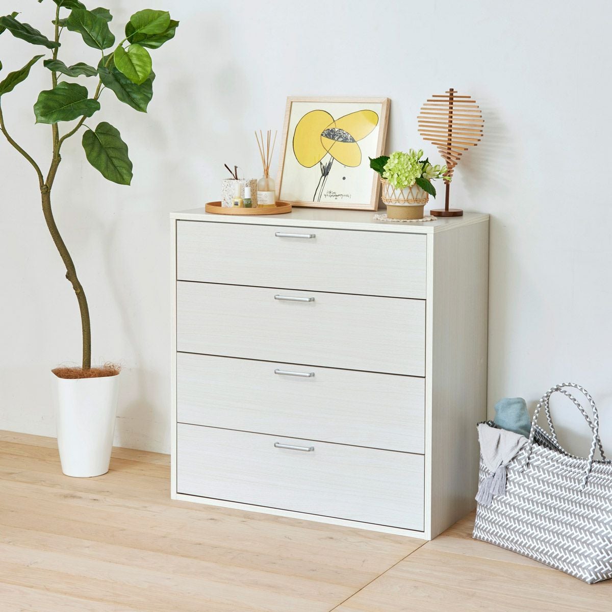 000000002794-01.jpg?size=l&w=